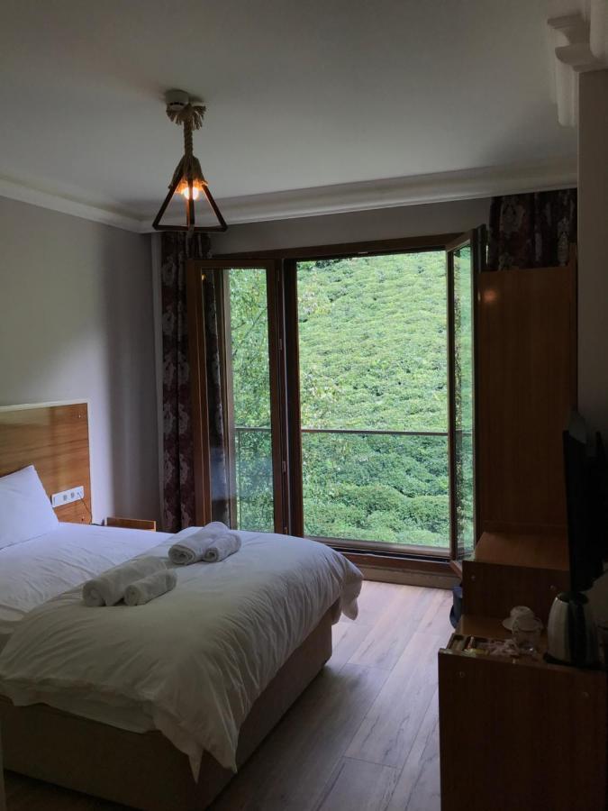 Oris Green Hotel Ριζούντα Εξωτερικό φωτογραφία
